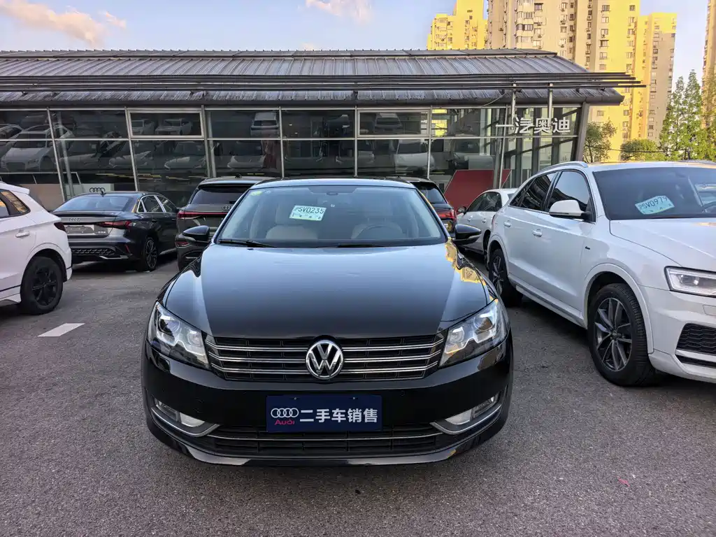 Passat 2013 1.8TSI DSG Royal Edition купить на сайте DeffCars