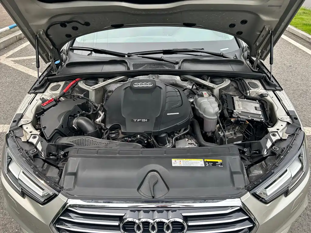 Audi A4L 2019 40 TFSI Enterprising National VI купить на сайте DeffCars