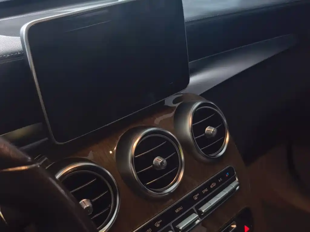 Mercedes-Benz GLC Coupe 2019 GLC 260 4MATIC Coupe SUV купить на сайте DeffCars
