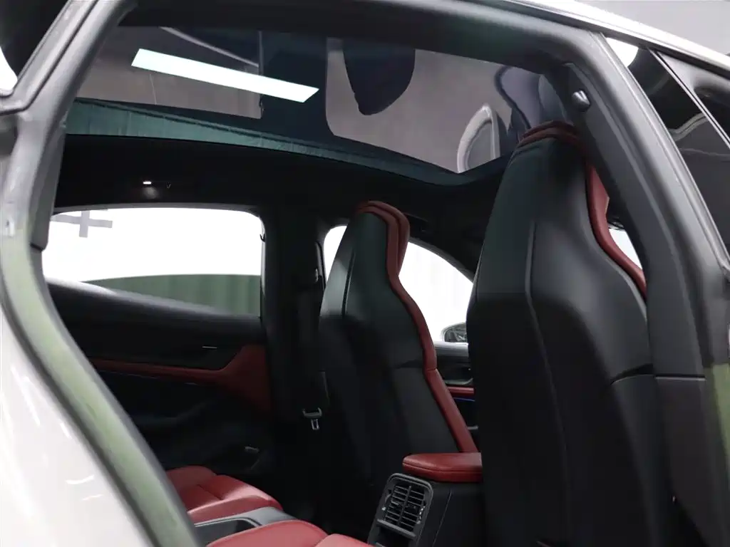Taycan 2022 Taycan купить на сайте DeffCars