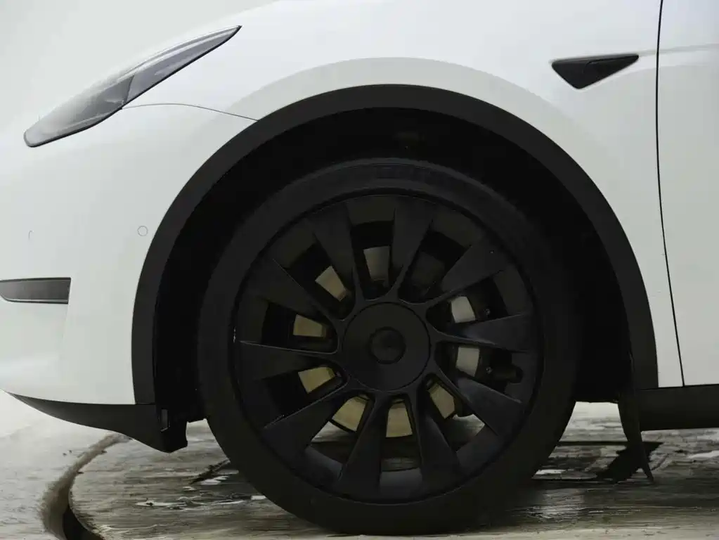 Model Y 2022 long-range all-wheel drive version купить на сайте DeffCars