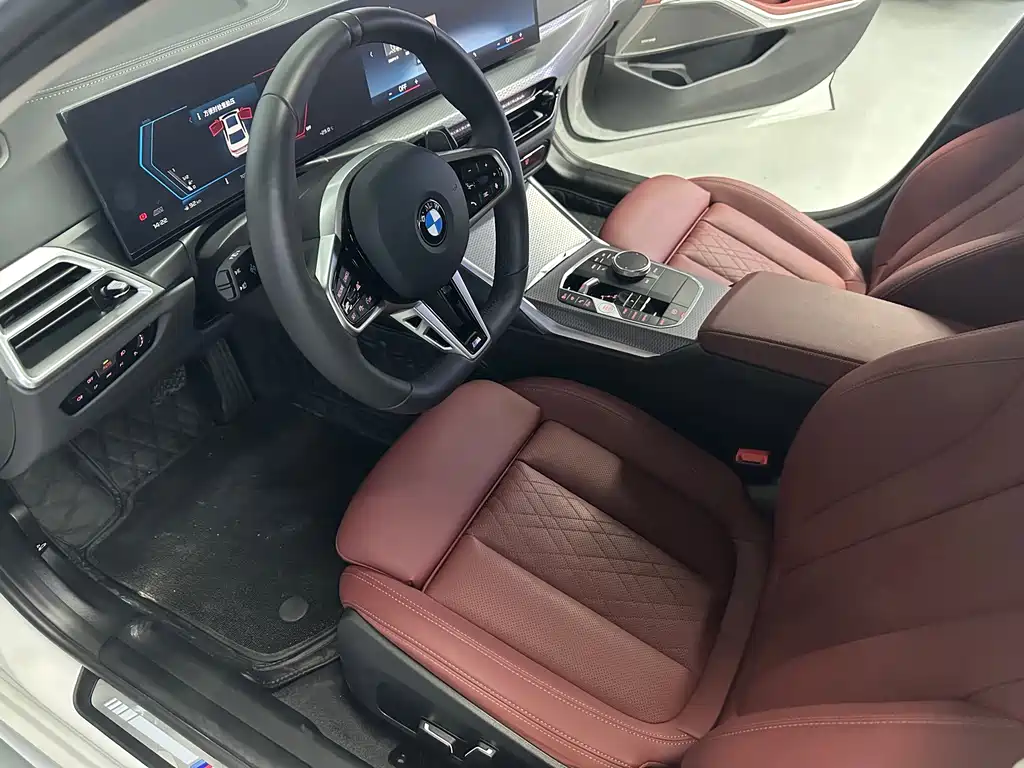 BMW 3 Series 2025 330Li M Sports Night Package купить на сайте DeffCars
