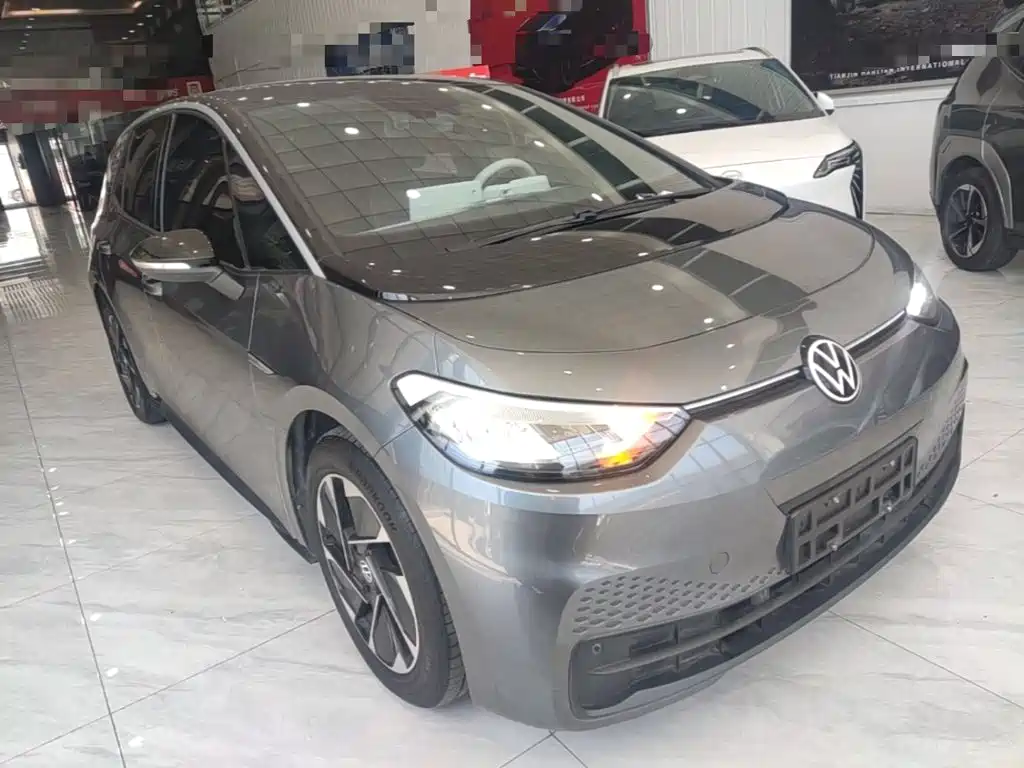 Volkswagen ID.3 2023 upgraded model pure smart version купить на сайте DeffCars