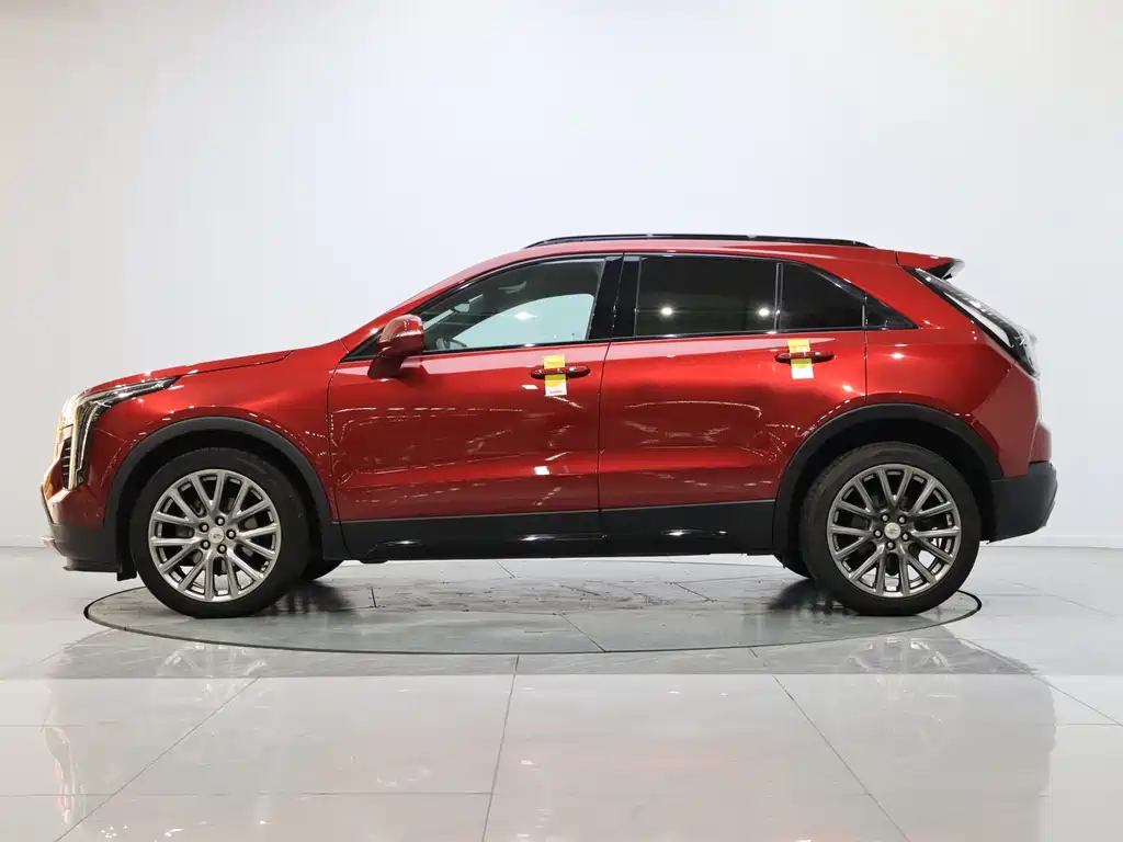 Cadillac XT4 2022 28T four-wheel drive platinum model купить на сайте DeffCars