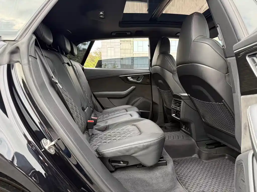 Audi Q8 2021 55 TFSI Dark Knight Limited Edition купить на сайте DeffCars