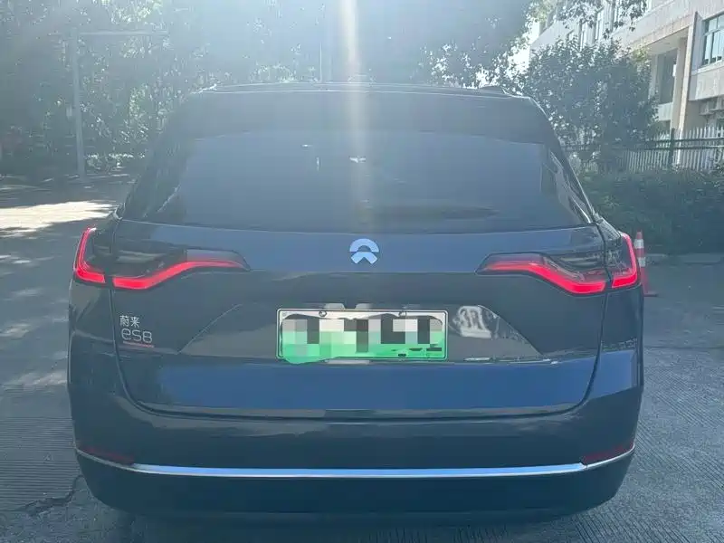 NIO ES8 2020 450KM six-seater version купить на сайте DeffCars