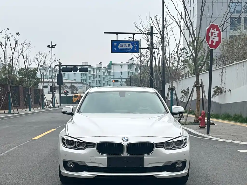 BMW 3 Series 2017 320Li Fashion Model купить на сайте DeffCars