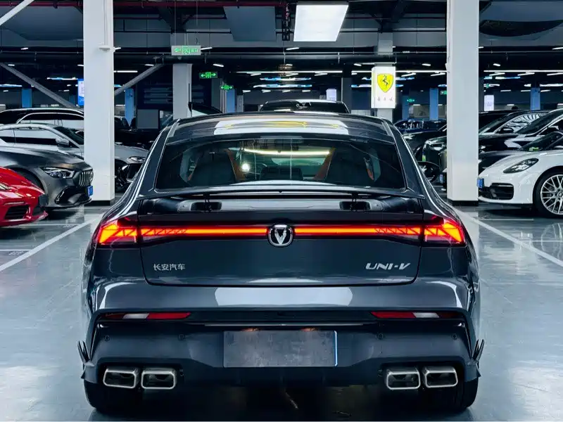 Changan UNI-V 2024 1.5T noble sports model купить на сайте DeffCars