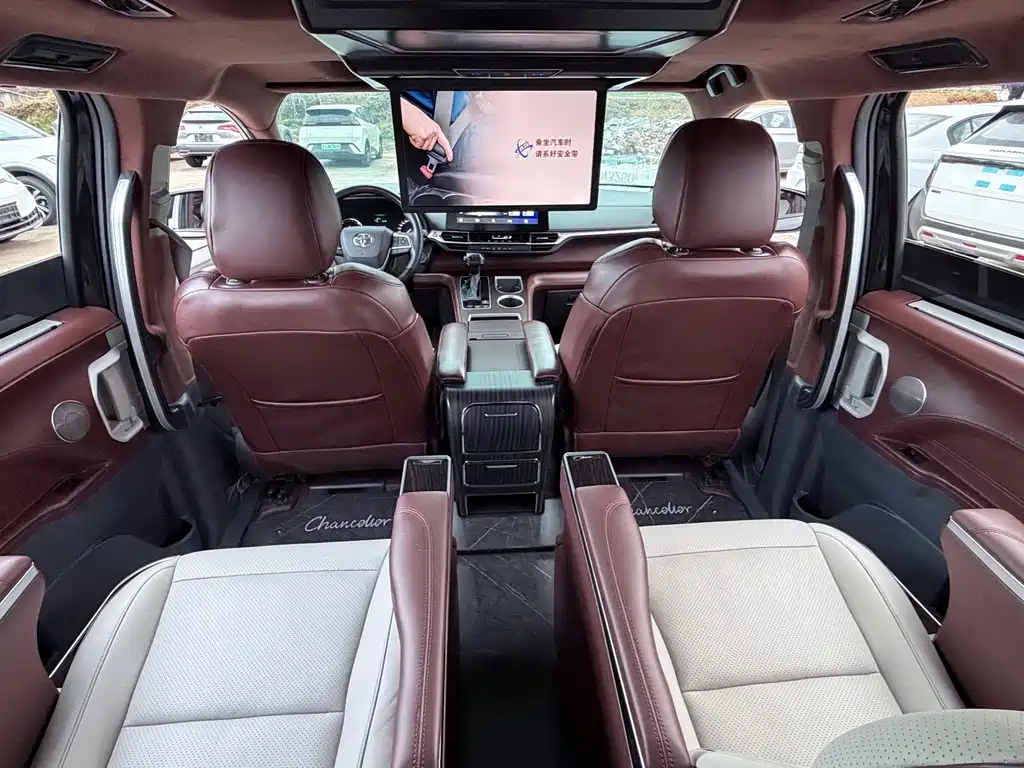 SIENNA 2021 2.5L Hybrid Comfort Edition купить на сайте DeffCars