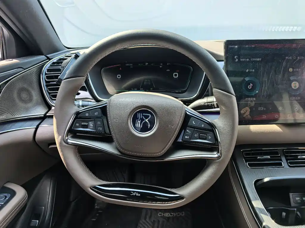 Han 2020 DM four-wheel drive performance version premium model купить на сайте DeffCars