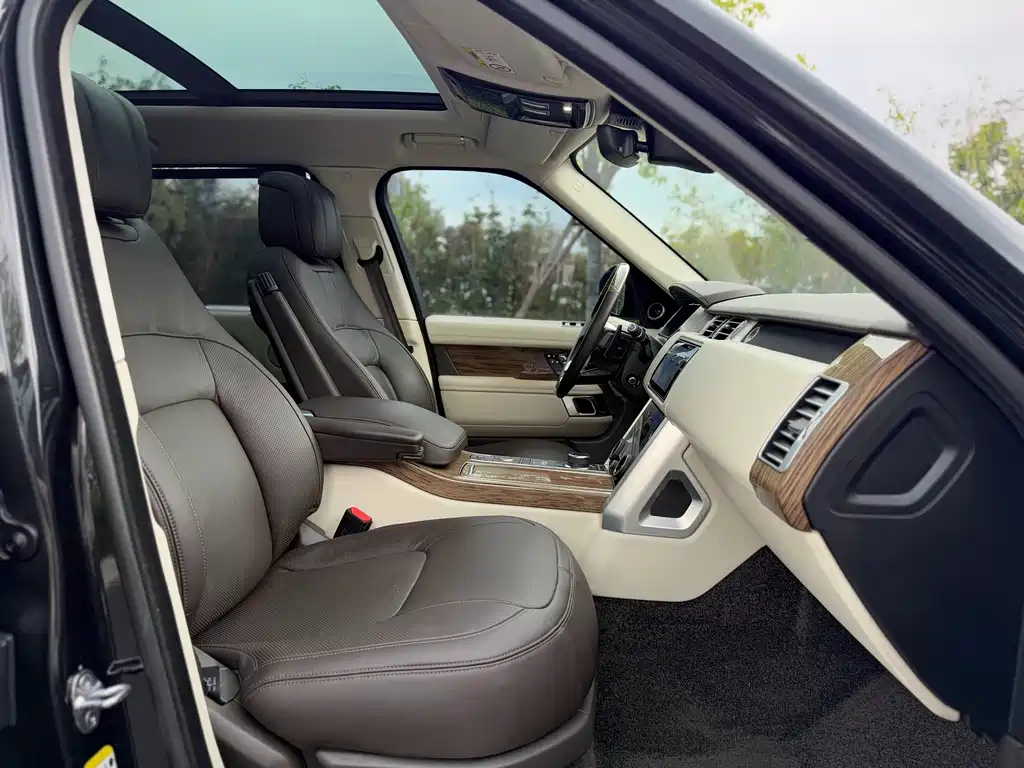 Range Rover 2020 3.0 L6 Legend Extended Edition купить на сайте DeffCars