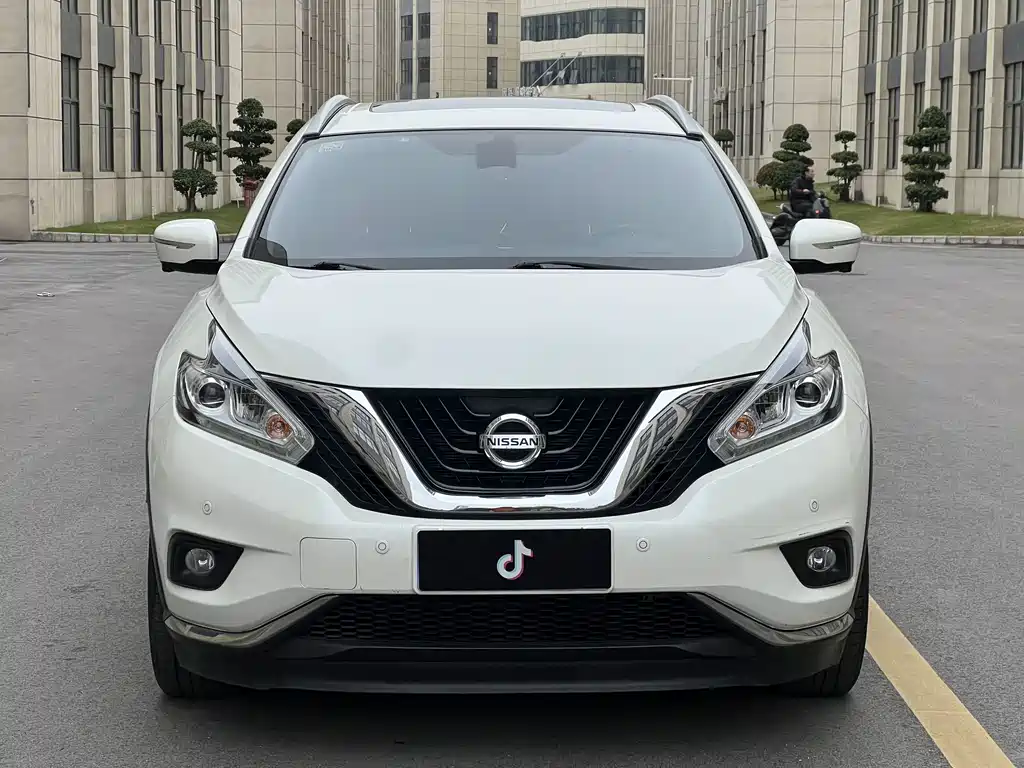 Loulan 2021 2.5L XL 2WD Intelligent Connected Deluxe Edition купить на сайте DeffCars