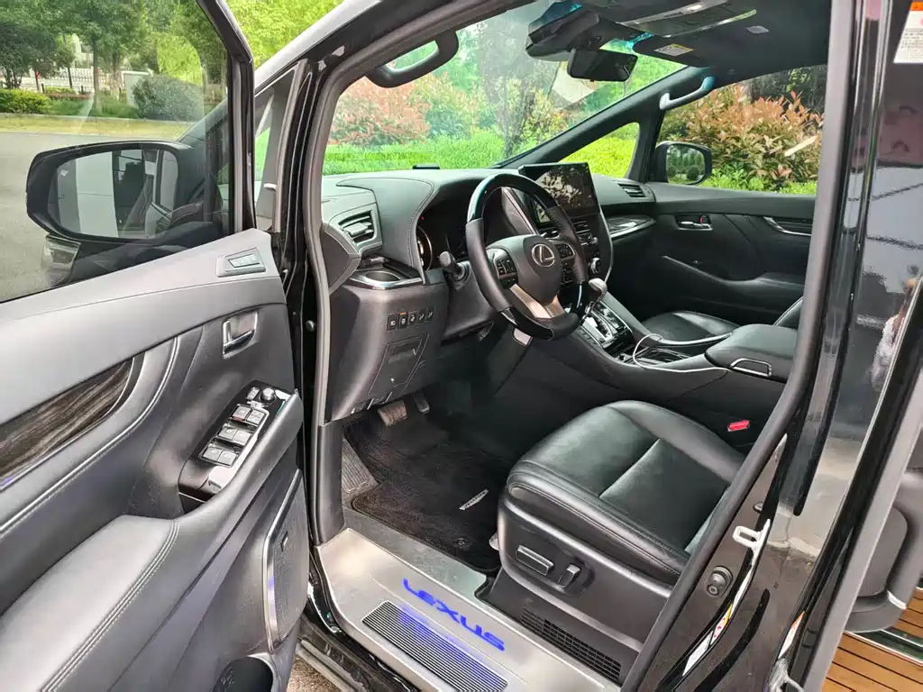 Wilfa 2019 Shuangqing 2.5L HV Premium Edition купить на сайте DeffCars