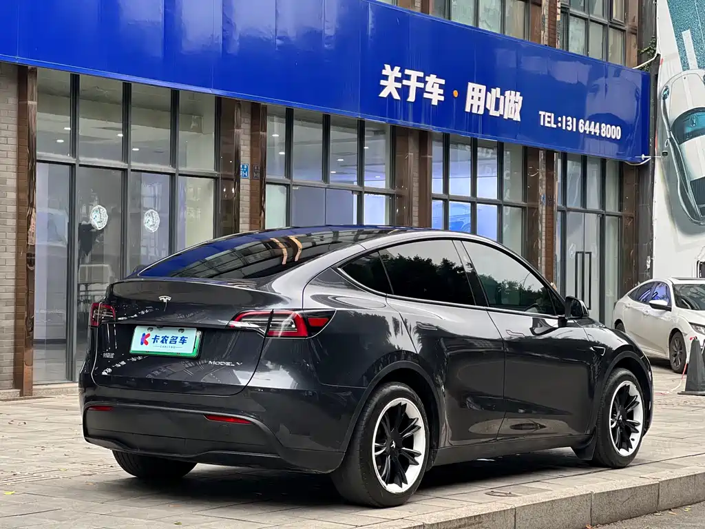 Model Y 2024 rear-wheel drive version купить на сайте DeffCars