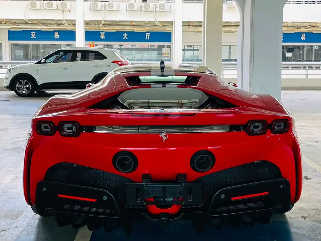 SF90 2020 3.9T V8 Stradale купить на сайте DeffCars