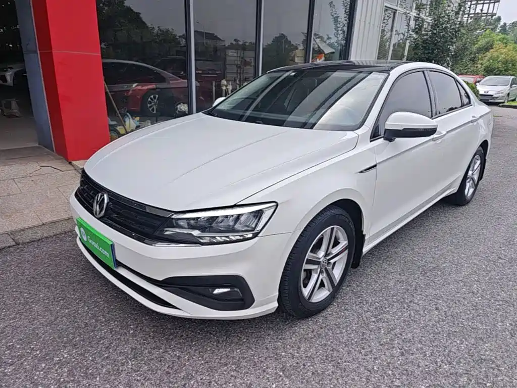 LAMANDO 2021 230TSI DSG Fashion Edition купить на сайте DeffCars