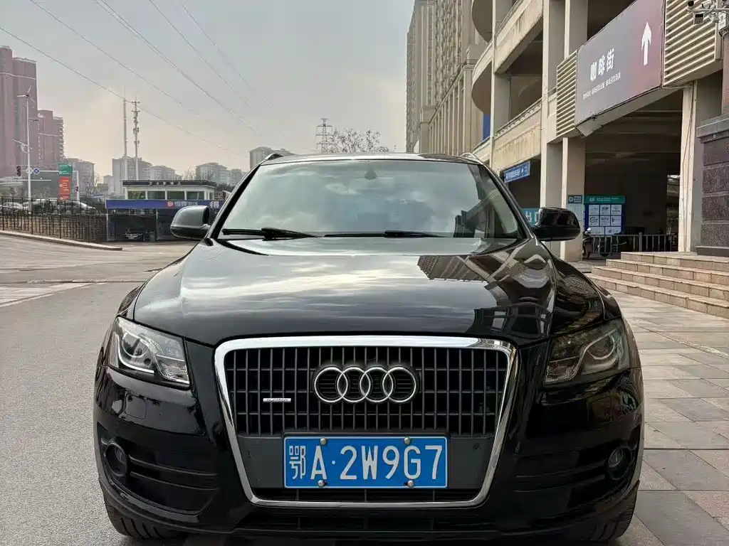 Audi Q5 2012 2.0TFSI Technology купить на сайте DeffCars