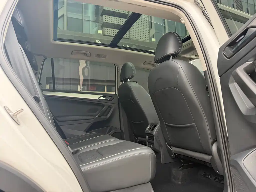 Tiguan L 2018 330TSI automatic two-wheel drive flagship version купить на сайте DeffCars