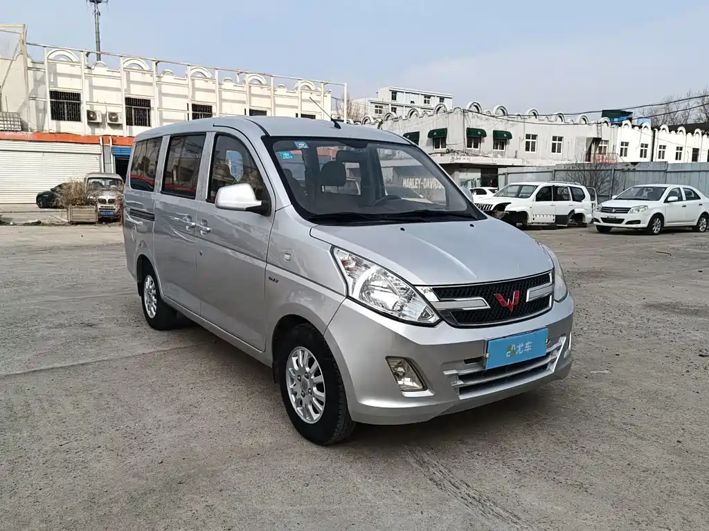 Wuling Rongguang V 2016 1.5L standard model купить на сайте DeffCars