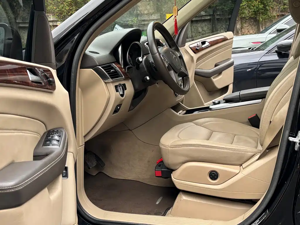 Mercedes-Benz M-Class 2012 ML 350 Luxury Model купить на сайте DeffCars