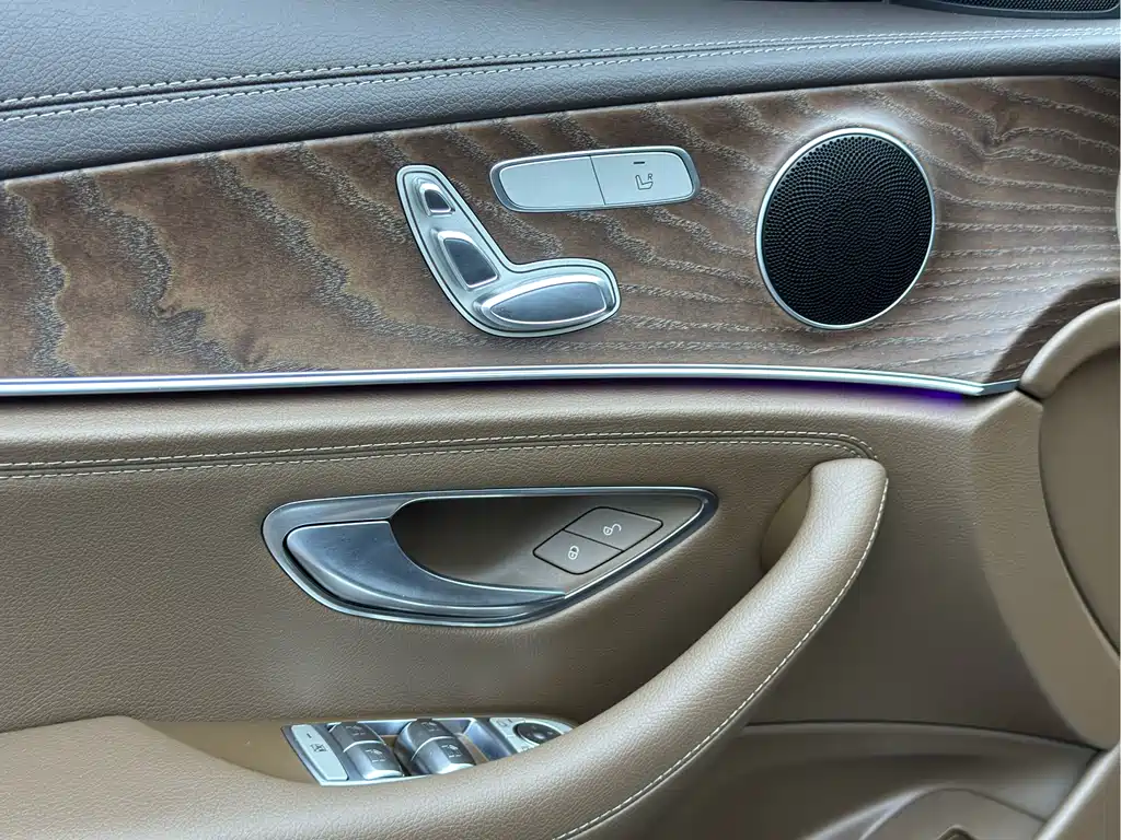 Mercedes-Benz E-Class 2022 E 260 L купить на сайте DeffCars