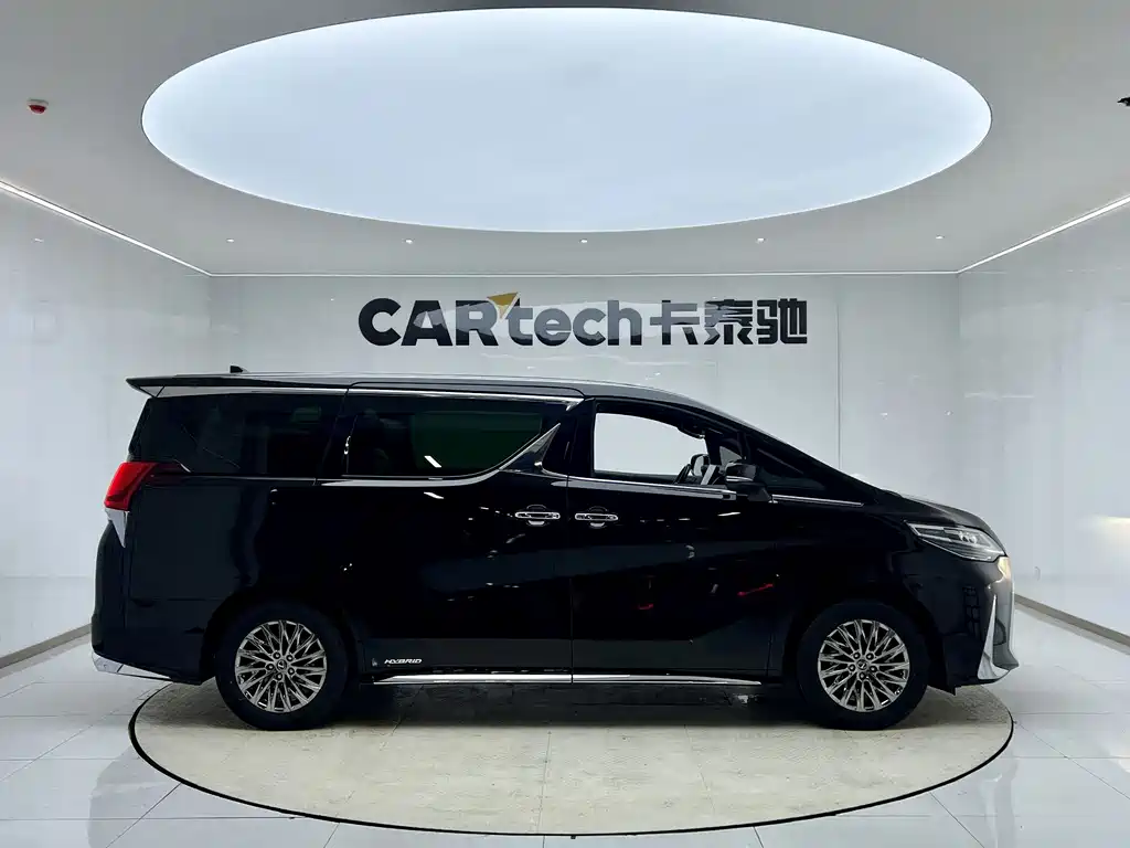 Lexus LM 2020 300h seven-seater elegant version купить на сайте DeffCars