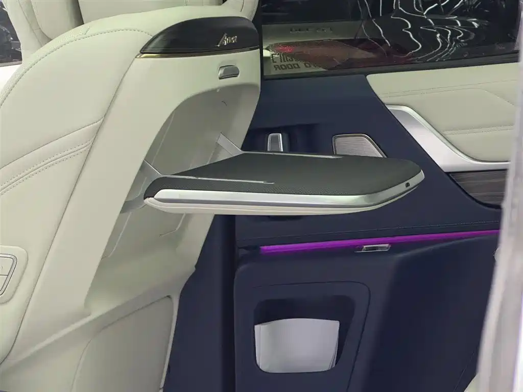 Century 2025 2.0T seven-seat Yuanshi Edition купить на сайте DeffCars