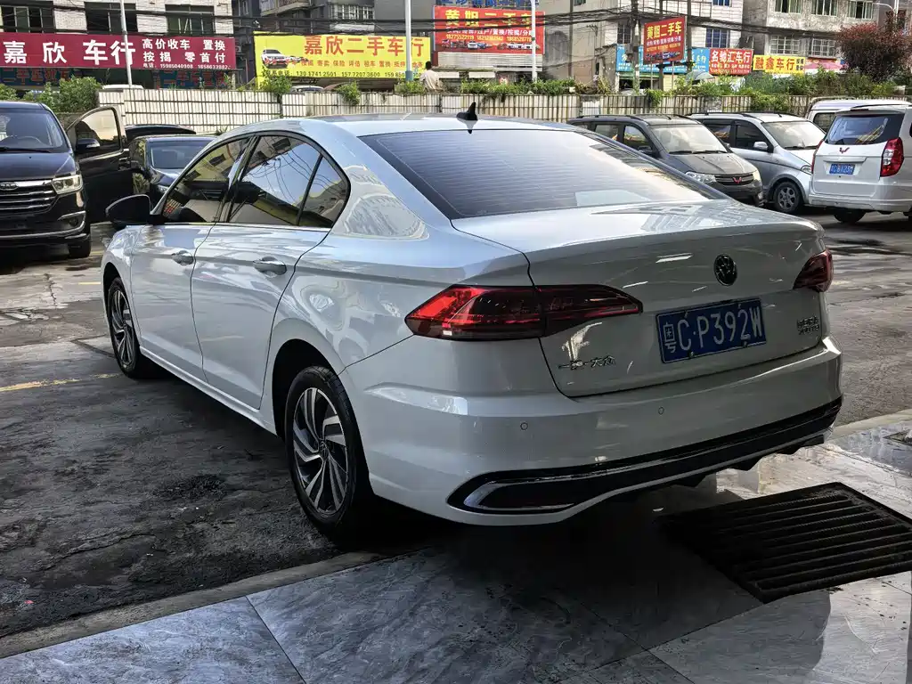 Bora 2023 model 200TSI DSG Zhixing PRO version купить на сайте DeffCars