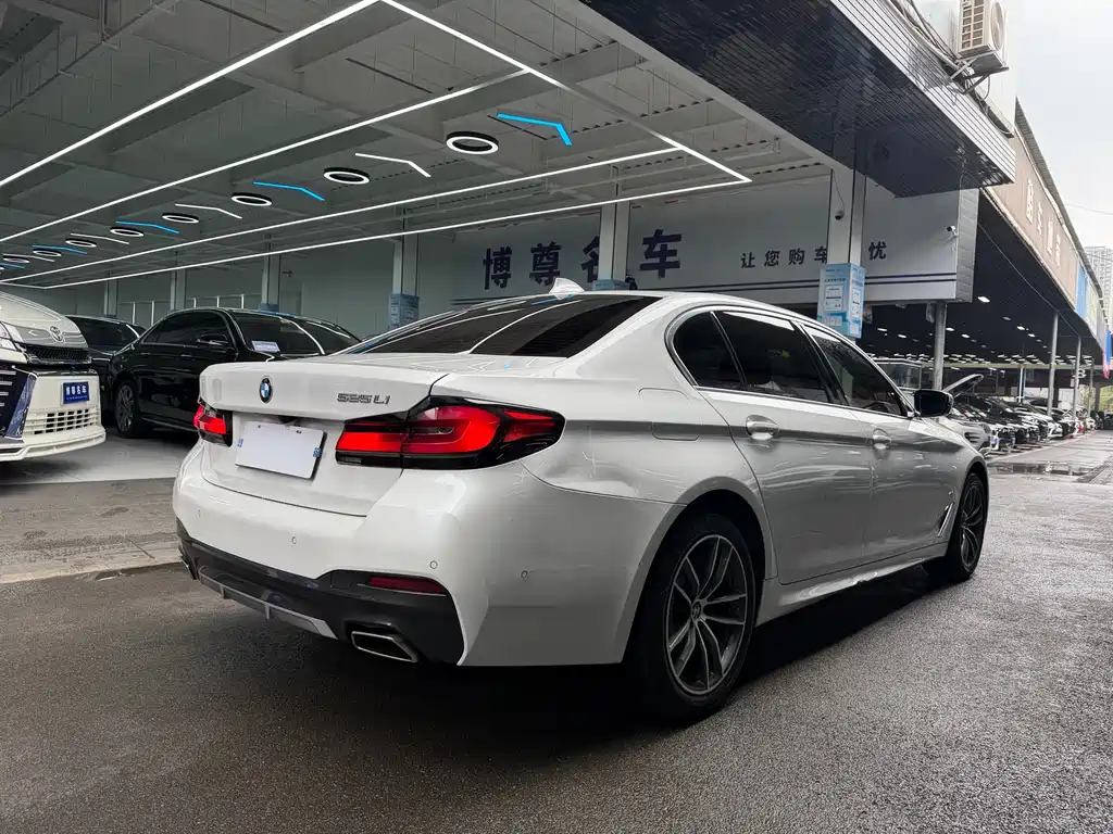 BMW 5 Series 2021 525Li M Sports Package купить на сайте DeffCars
