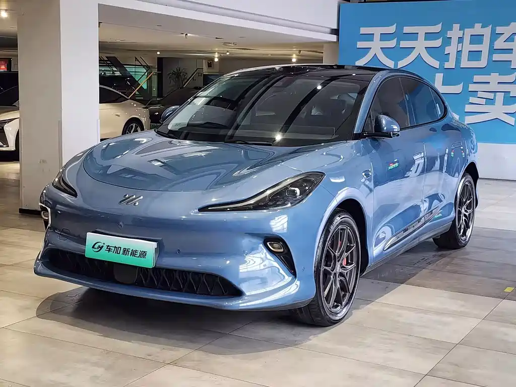 Zhiji LS6 2025 Smart Lizard Driving Edition купить на сайте DeffCars