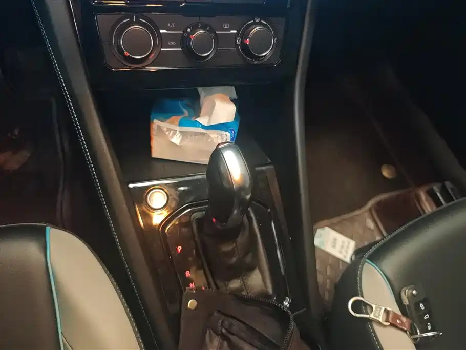 Jetta VS5 2022 280TSI automatic high-gloss enjoyment type купить на сайте DeffCars