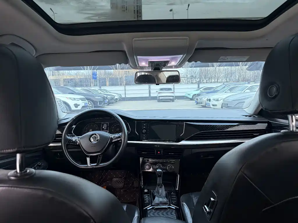 Passat 2019 330TSI Elite Edition National VI купить на сайте DeffCars