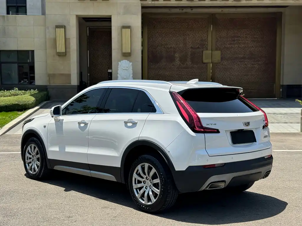 Cadillac XT4 2020 facelift 28T two-wheel drive leading model купить на сайте DeffCars