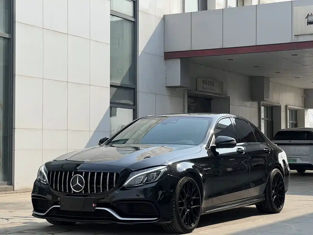 Mercedes-Benz C-Class AMG 2015 AMG C 63 купить на сайте DeffCars