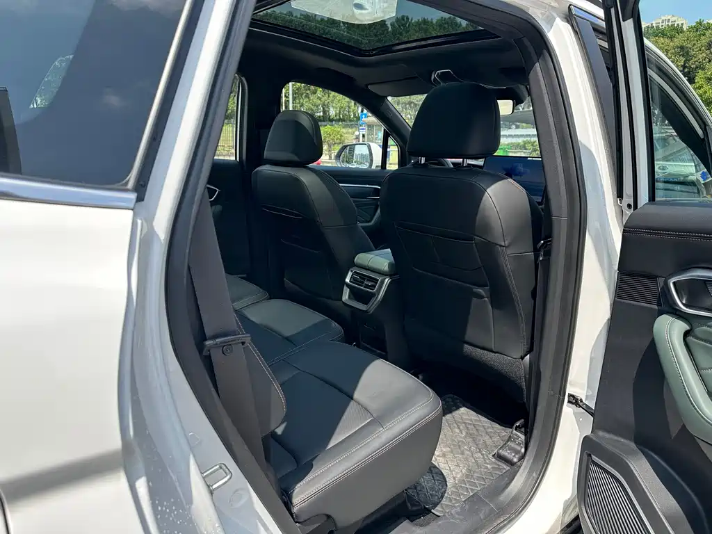 Haoyue L 2024 2.0T DCT premium model купить на сайте DeffCars