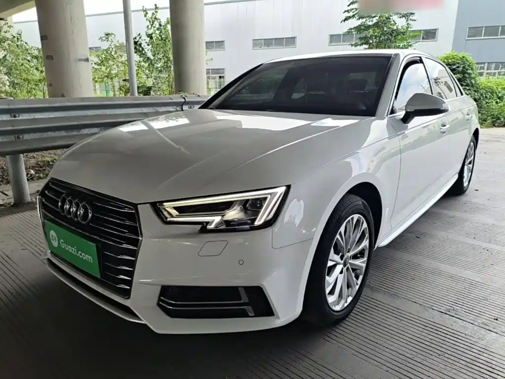 Audi A4L 2018 30th Anniversary Model 40 TFSI Enterprising купить на сайте DeffCars