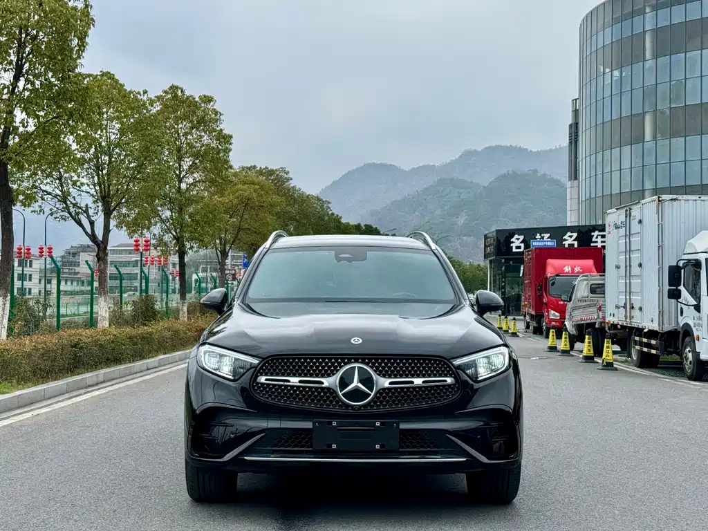 Mercedes-Benz GLC 2024 GLC 300 L 4MATIC Dynamic 7-seater купить на сайте DeffCars