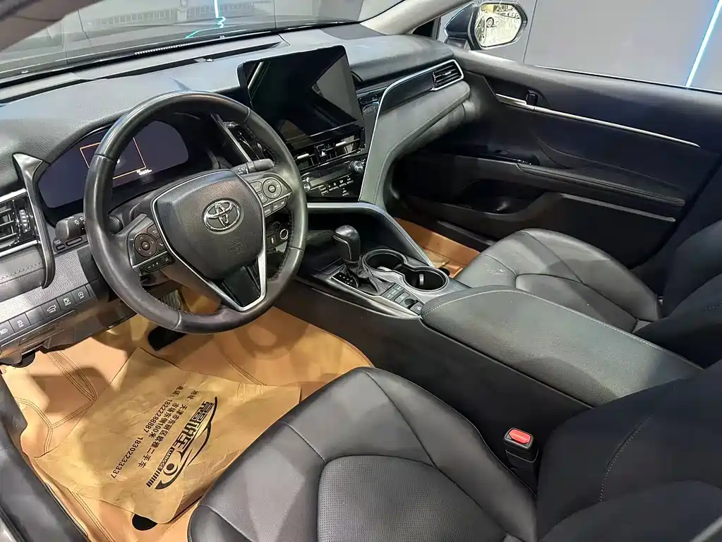 Camry 2023 2.5G Deluxe Edition купить на сайте DeffCars
