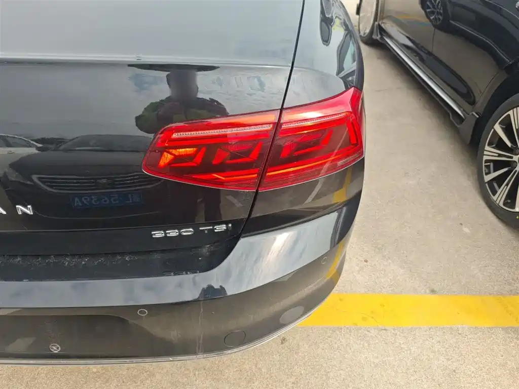 Magotan 2020 330TSI DSG leading model купить на сайте DeffCars