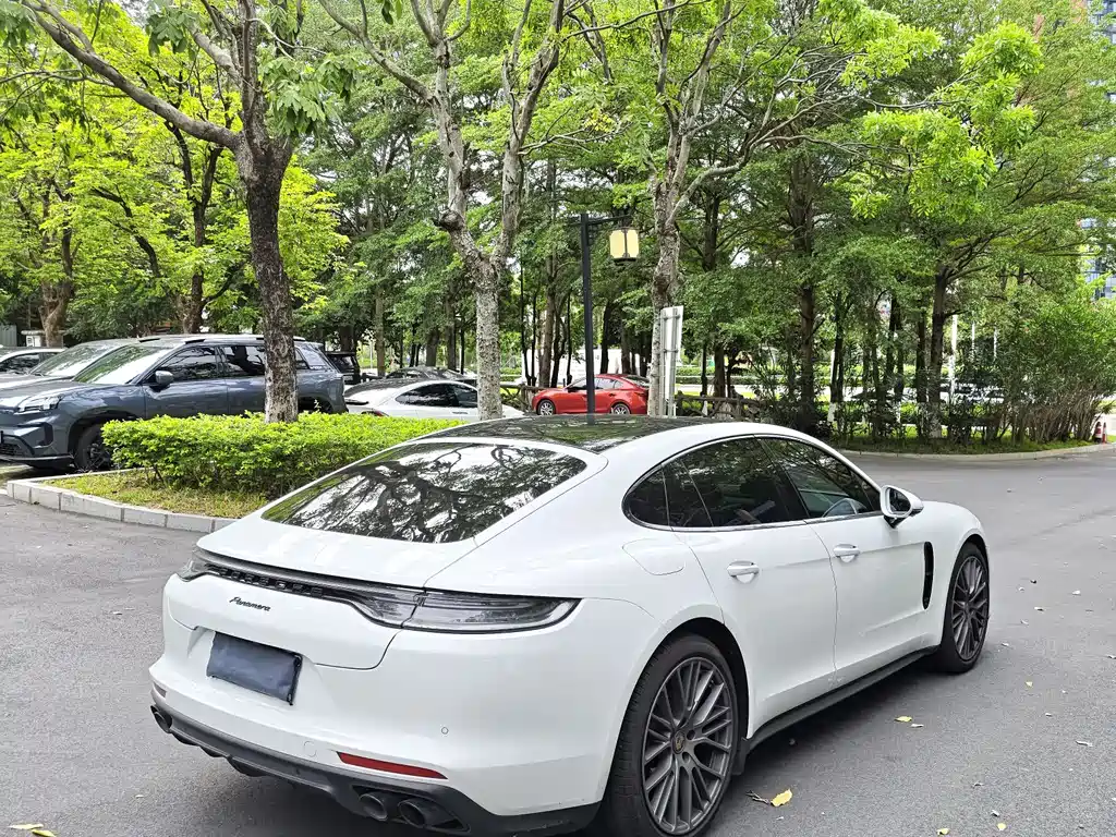 Panamera 2022 Panamera 2.9T Platinum Edition купить на сайте DeffCars