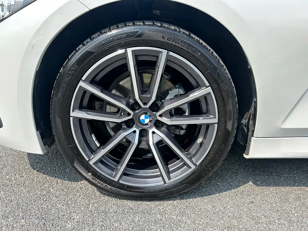 BMW 3 Series 2024 325Li M Sports Package купить на сайте DeffCars