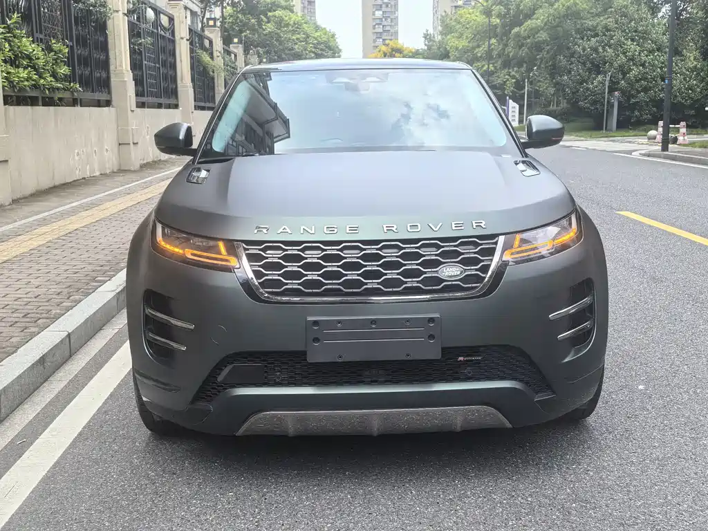 Range Rover Evoque 2023 Evoque L 249PS Corinthian Bronze Special Edition купить на сайте DeffCars