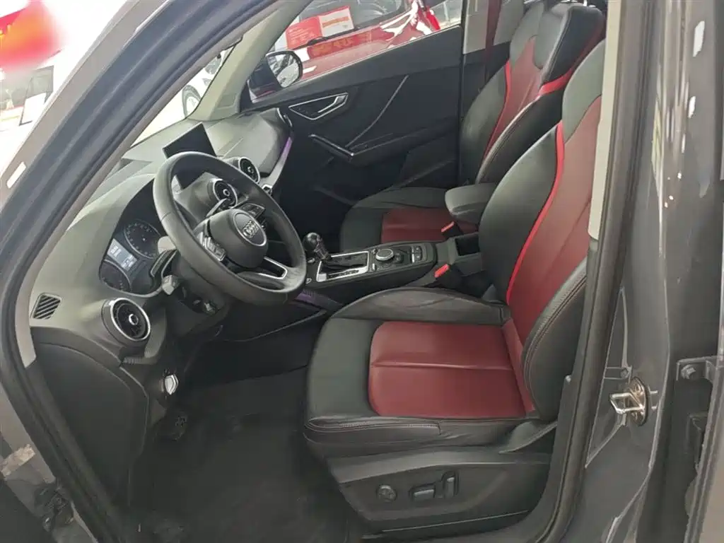 Audi Q2L 2020 35 TFSI fashionable and dynamic купить на сайте DeffCars