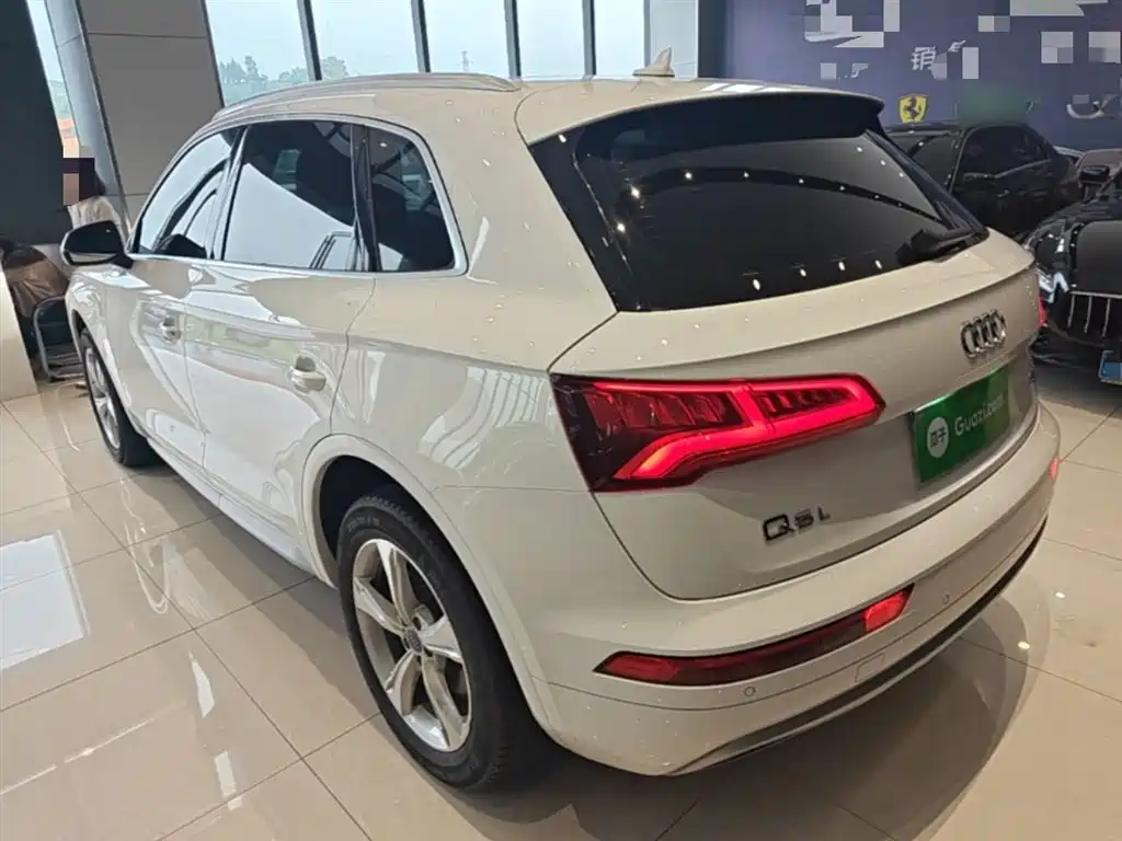 Audi Q5L 2020 40 TFSI Honorable and Enterprising купить на сайте DeffCars