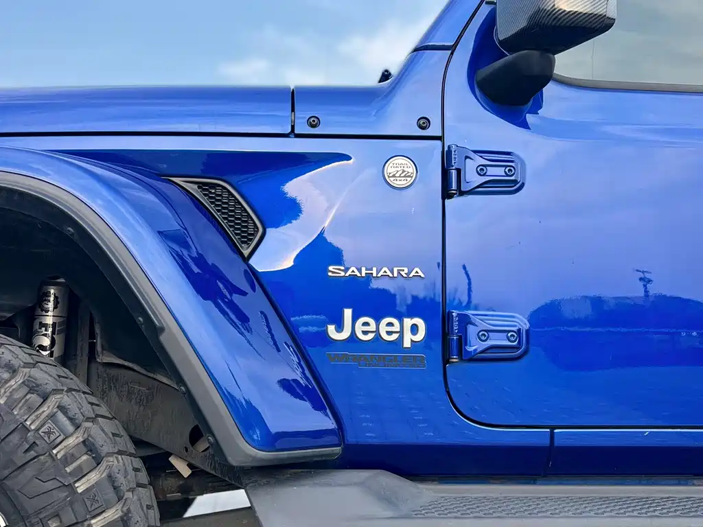 Wrangler 2021 2.0T Sahara four-door version купить на сайте DeffCars