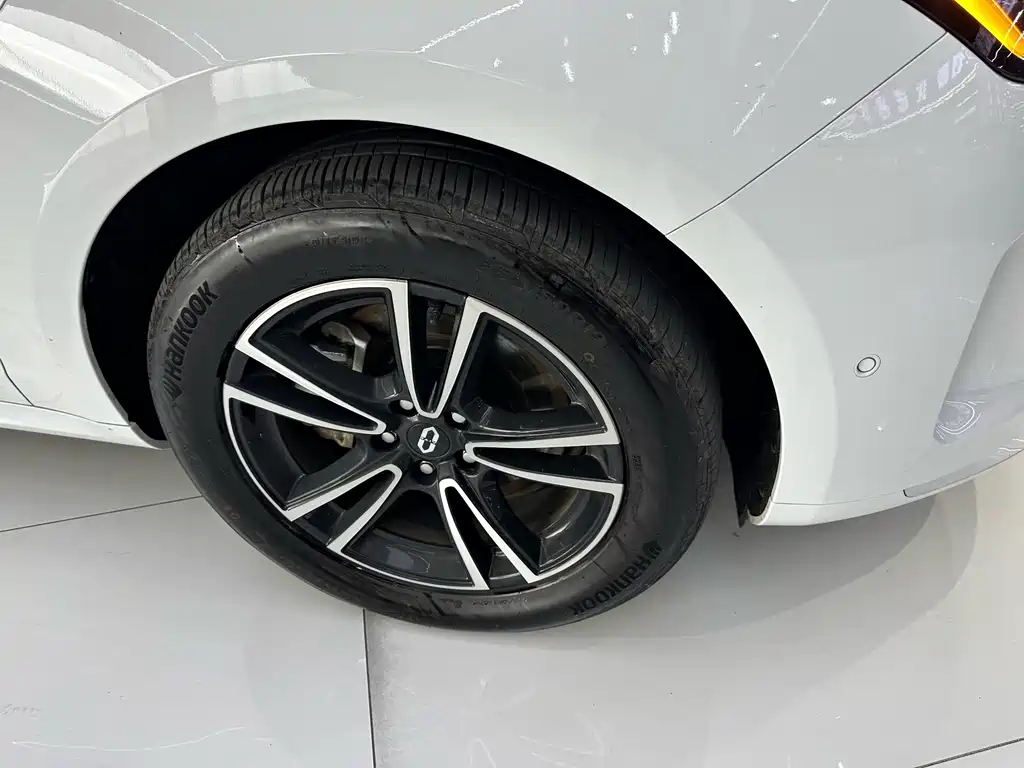 Aito M5 2025 extended range Ultra rear-wheel drive version купить на сайте DeffCars