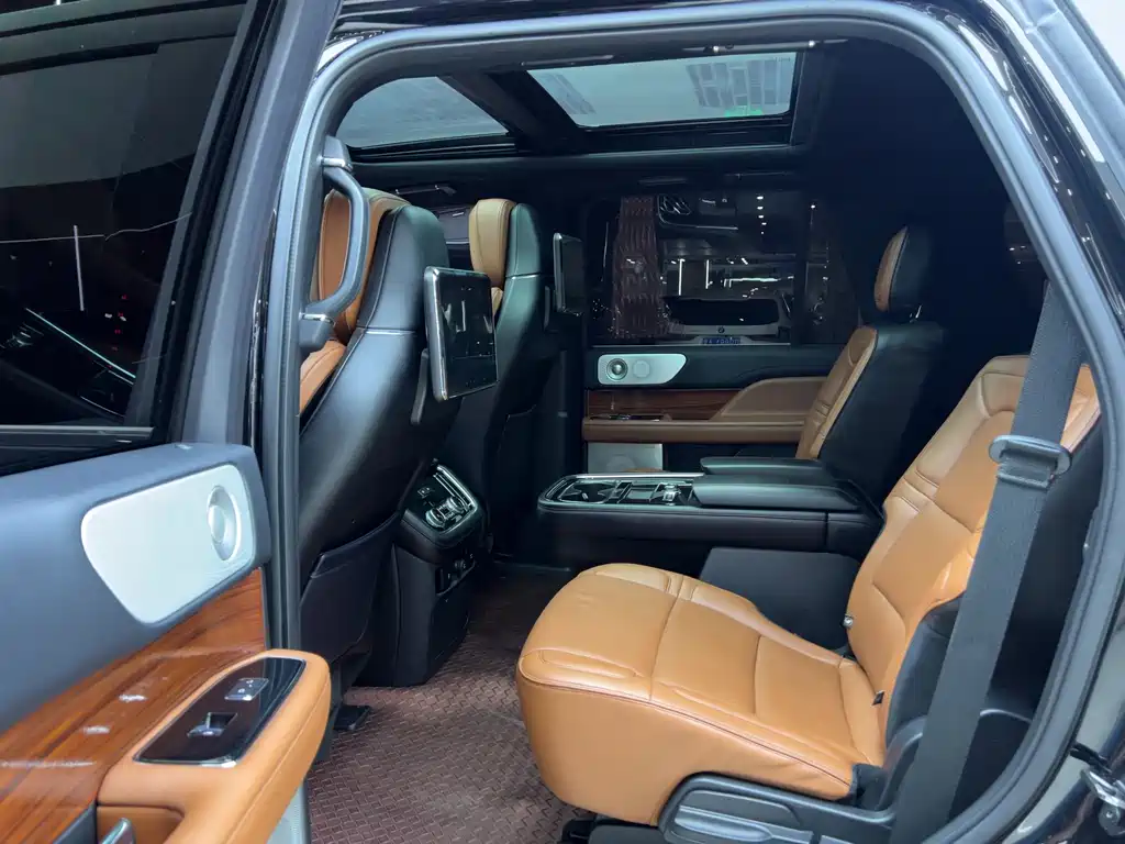 Navigator 2018 3.5T Honor Edition National V купить на сайте DeffCars