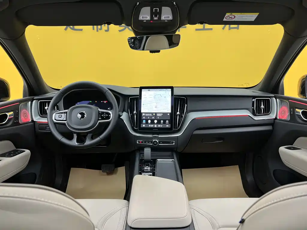 Volvo XC60 2026 B5 four-wheel drive Zhiyi Luxury Edition купить на сайте DeffCars
