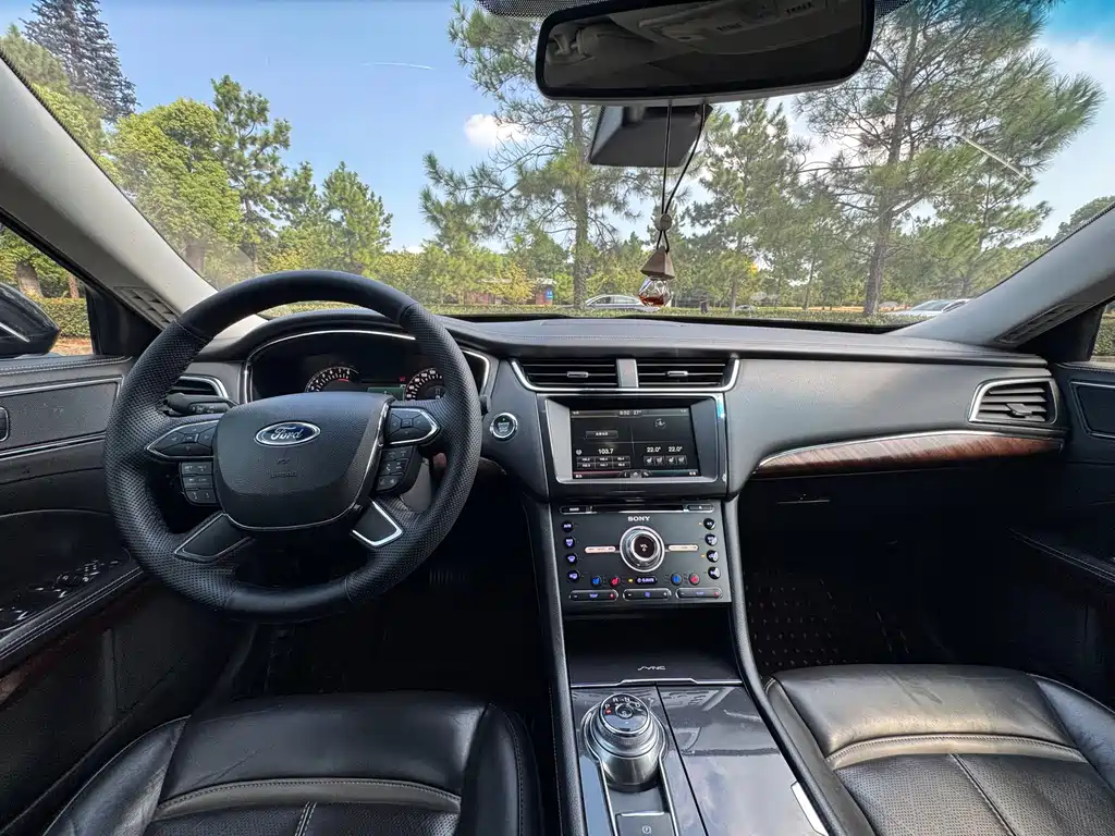Taurus 2015 EcoBoost 325 V6 flagship model купить на сайте DeffCars