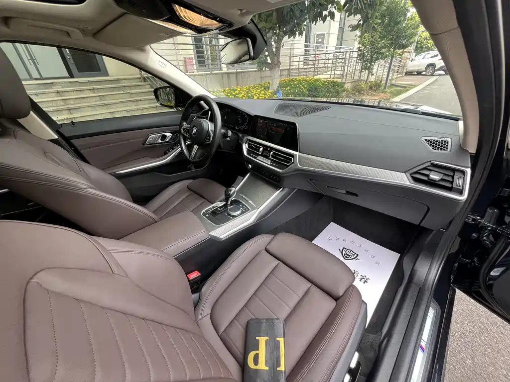 BMW 3 Series 2021 325i M Sports Night Package купить на сайте DeffCars